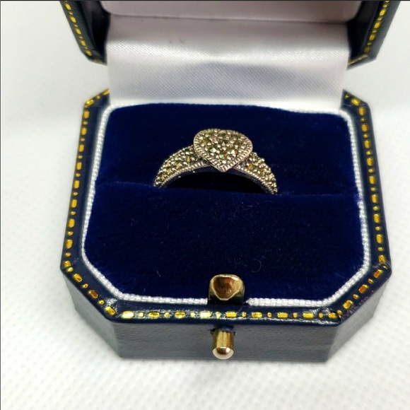 Silver Marcasite Ring - Picture 3 of 4